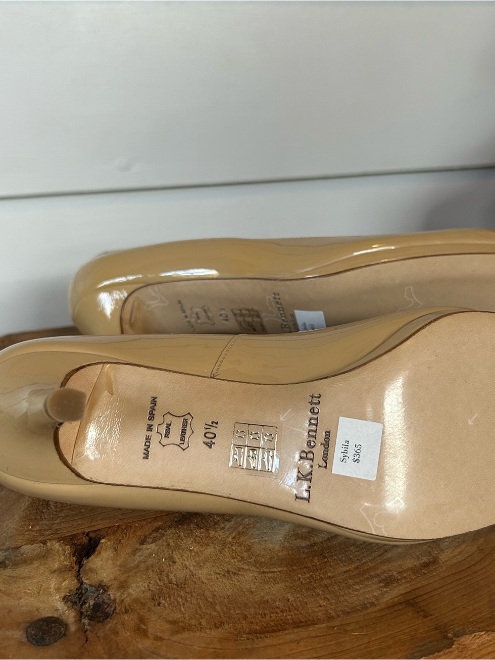 L.K. Bennett Camel Patent Leather Sledge Pumps 40.5 (9.5) - Picture 5 of 7